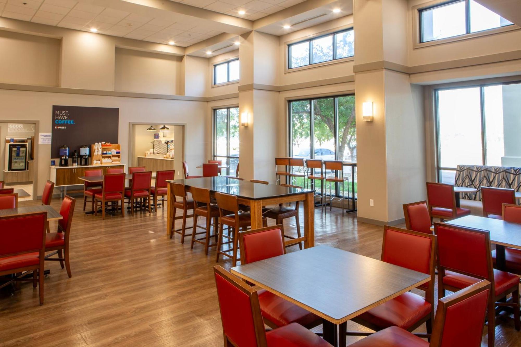 Holiday Inn Express & Suites Sioux City-South By Ihg Kültér fotó